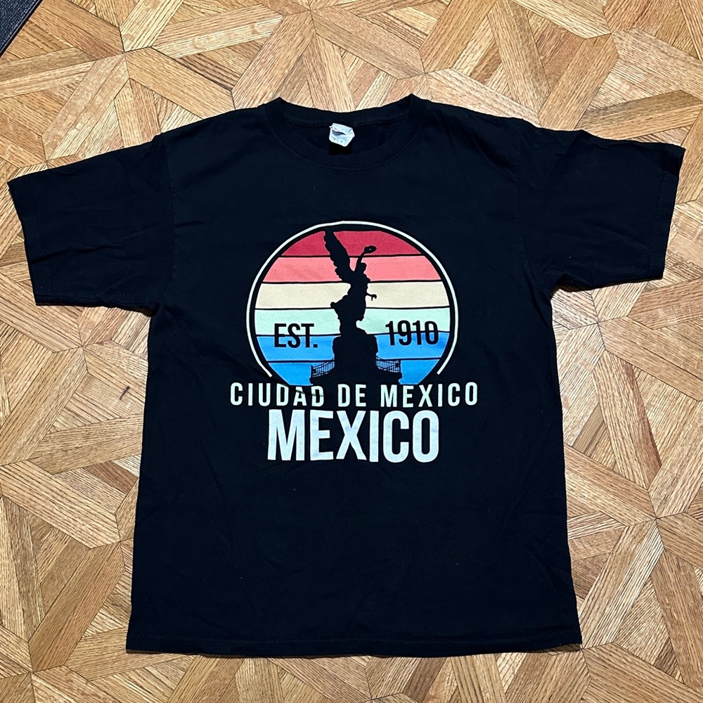 Black Graphic Tee - Ciudad de Mexico